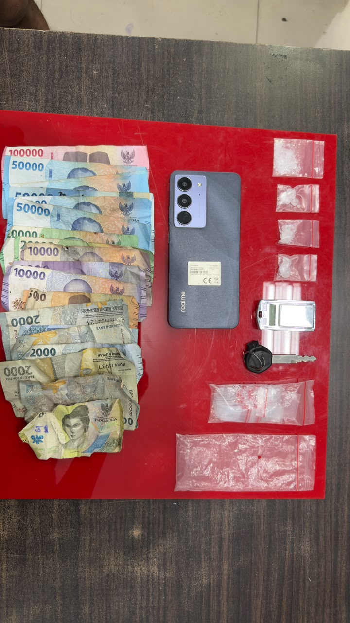 Polres Rohul Tangkap Pengedar Sabu di Mahato, Dua Pria Beserta Barang Bukti 4,36 Gram Diamankan
