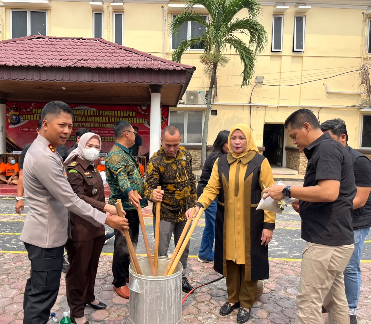 Polres Dumai Musnahkan Barang Bukti Narkotika Jaringan Internasional, Selamatkan 25.046 Jiwa