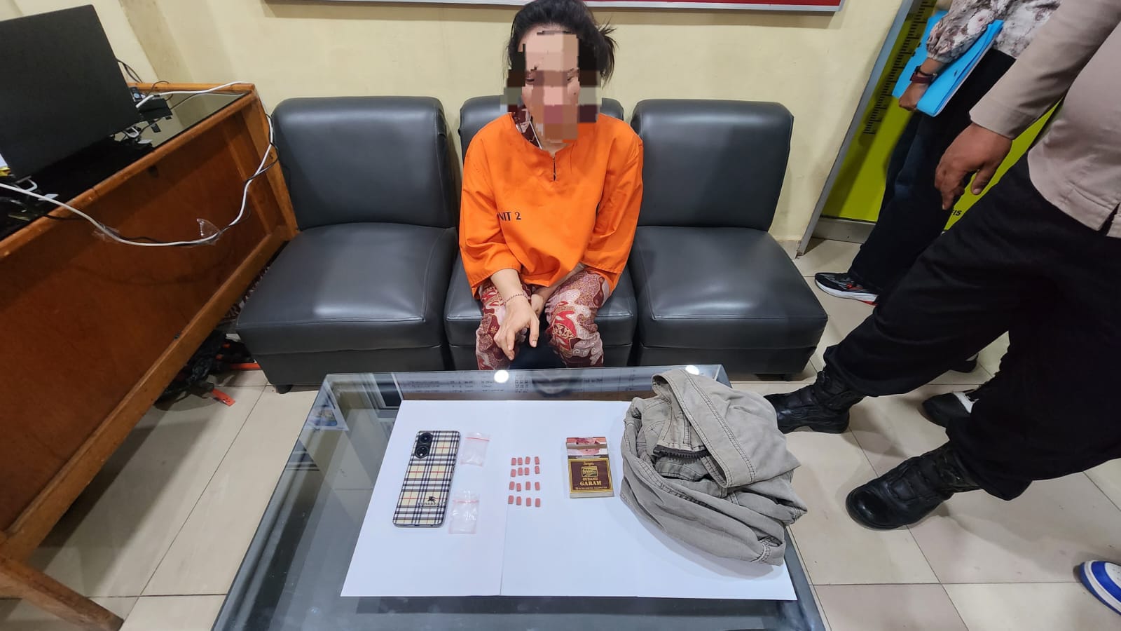 Polres Dumai Ungkap Peredaran 16 Butir Pil Ekstasi, Seorang Perempuan Diamankan