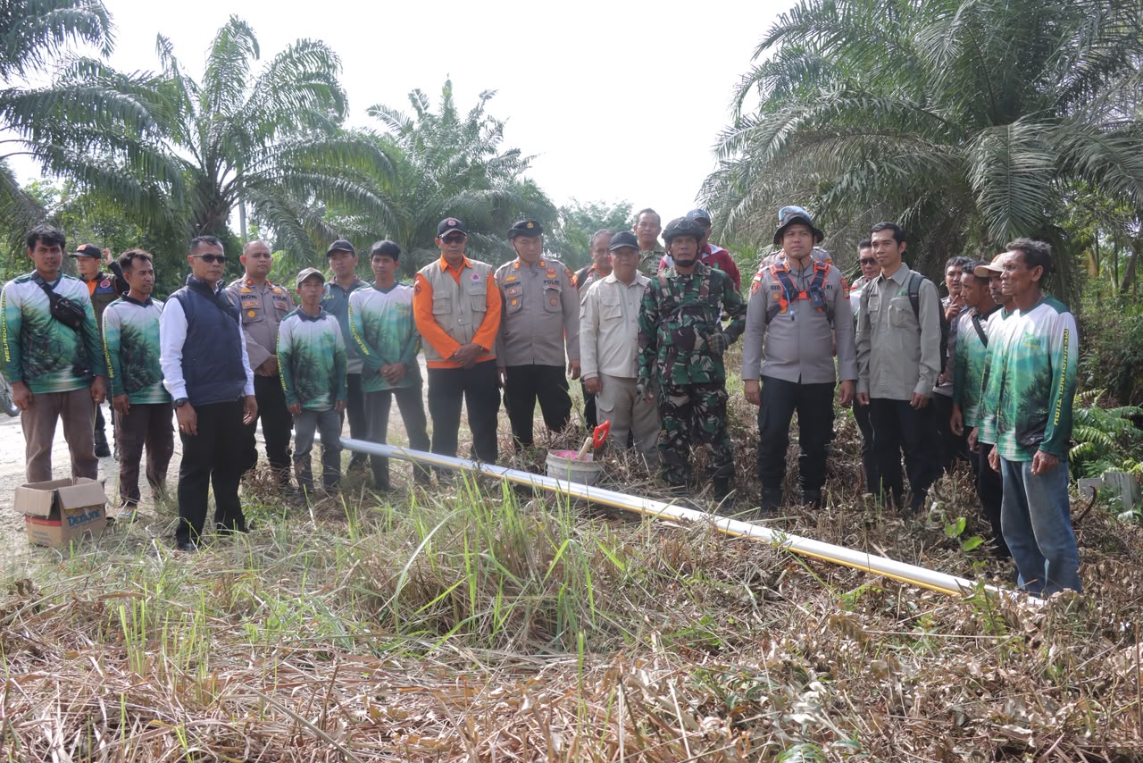 Cegah Karhutla, Polri dan Tim Gabungan Tinjau Sekat Gambut serta Posko Terpadu di Tanjung Peranap