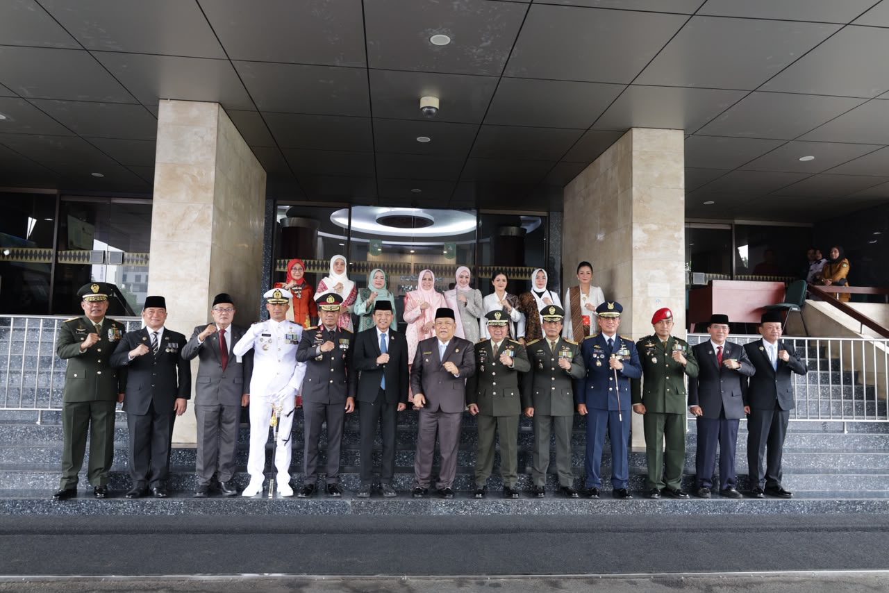 Upacara HUT Ke-81 TNI di Riau Berlangsung Khidmat, Polda Riau Hadir Perkuat Sinergi TNI-Polri