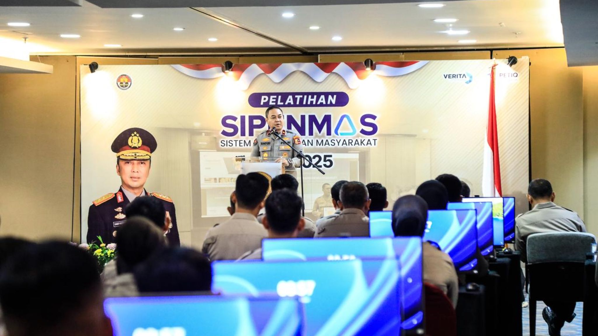 Personel Bidhumas Polda Riau Ikuti Pelatihan SiPenmas di Jakarta