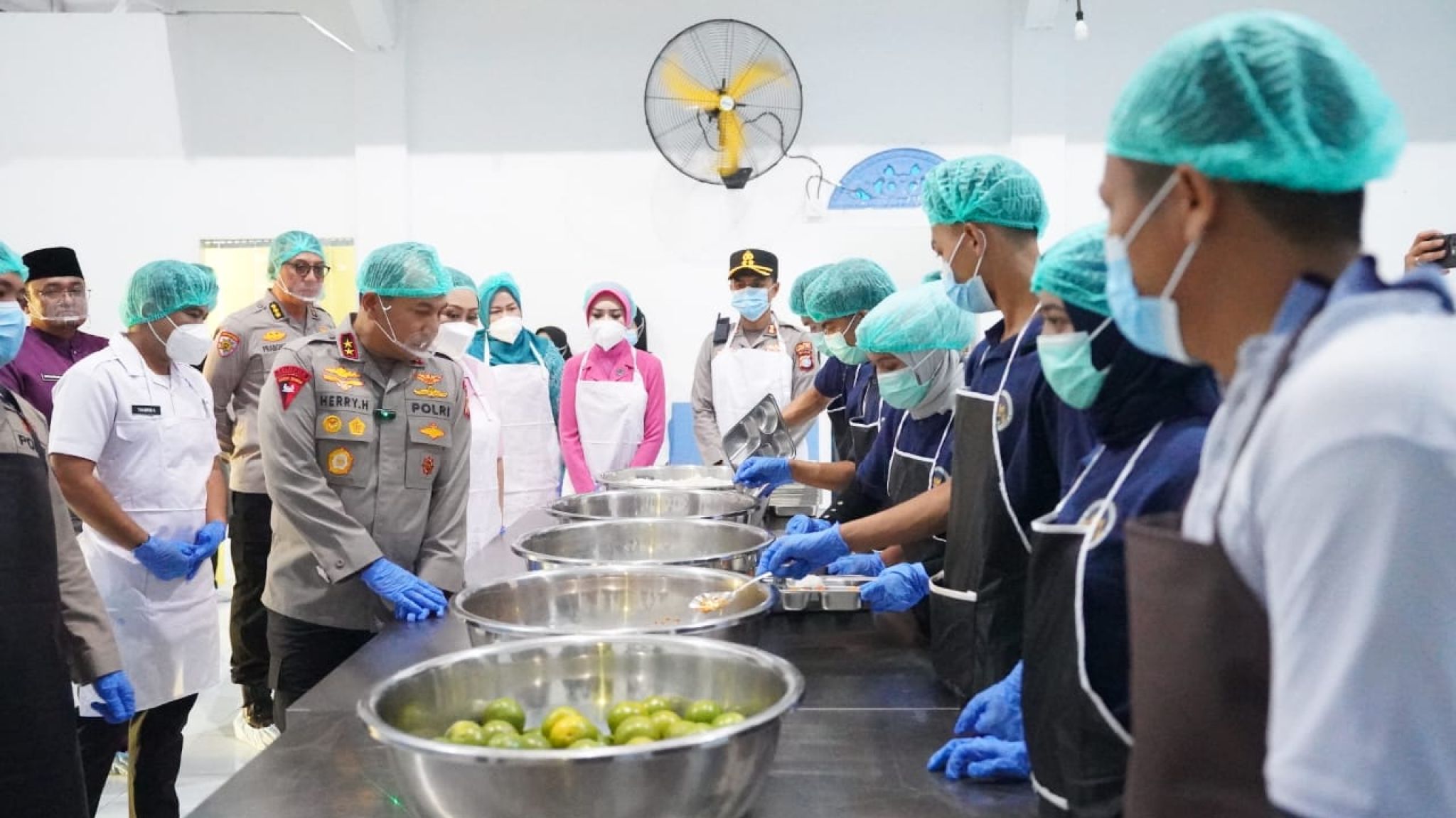 Kapolda Riau Resmikan SPPG Rohul, Dukung MBG Aman dan Berkualitas