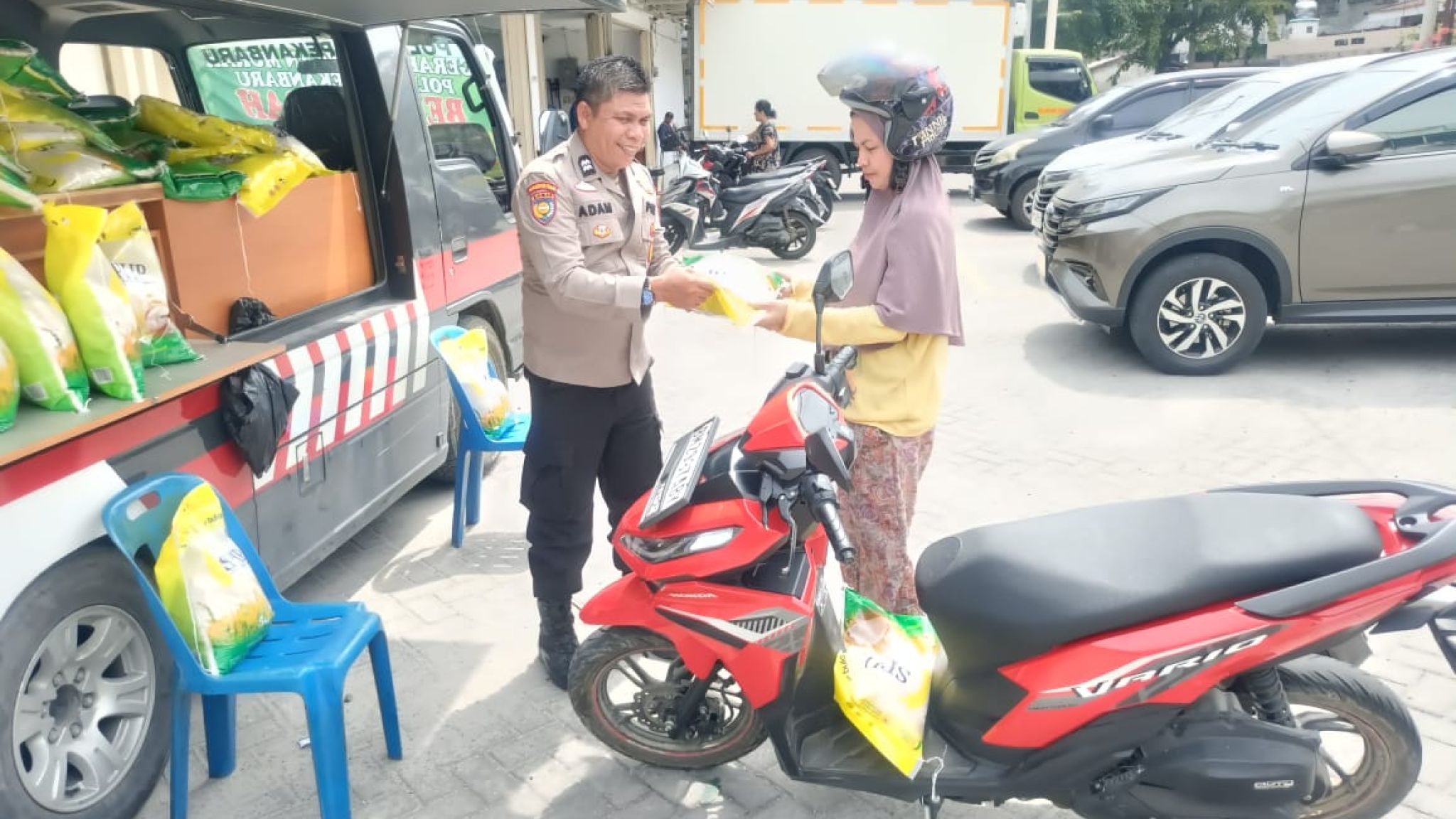 Polresta Pekanbaru Bersinergi dengan Perum BULOG Riau-Kepri Gelar Gerakan Pangan Murah