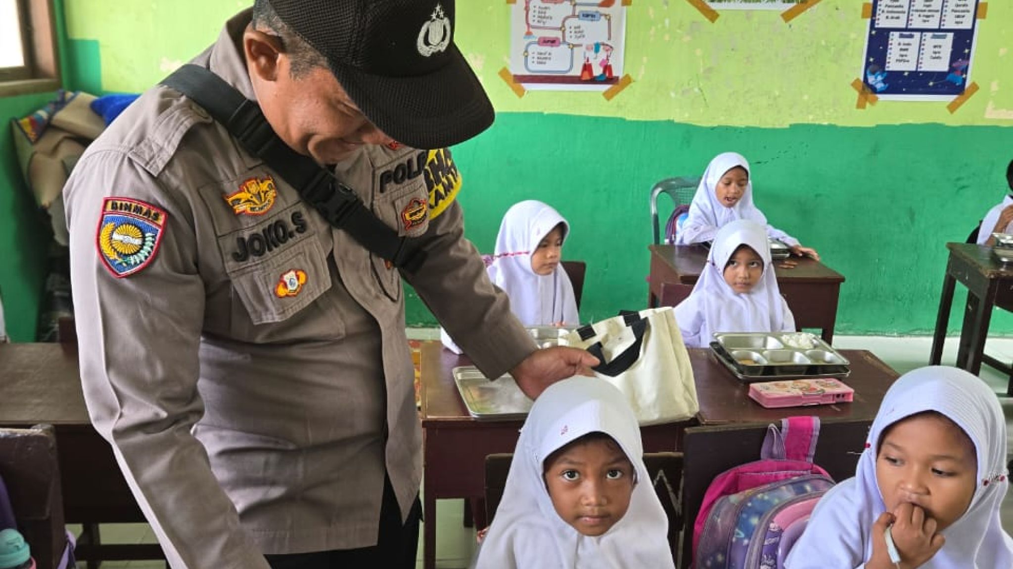 Polres Rokan Hulu Intensif Laksanakan Pengawasan Program Makanan Bergizi Gratis (MBG) di Sejumlah Sekolah