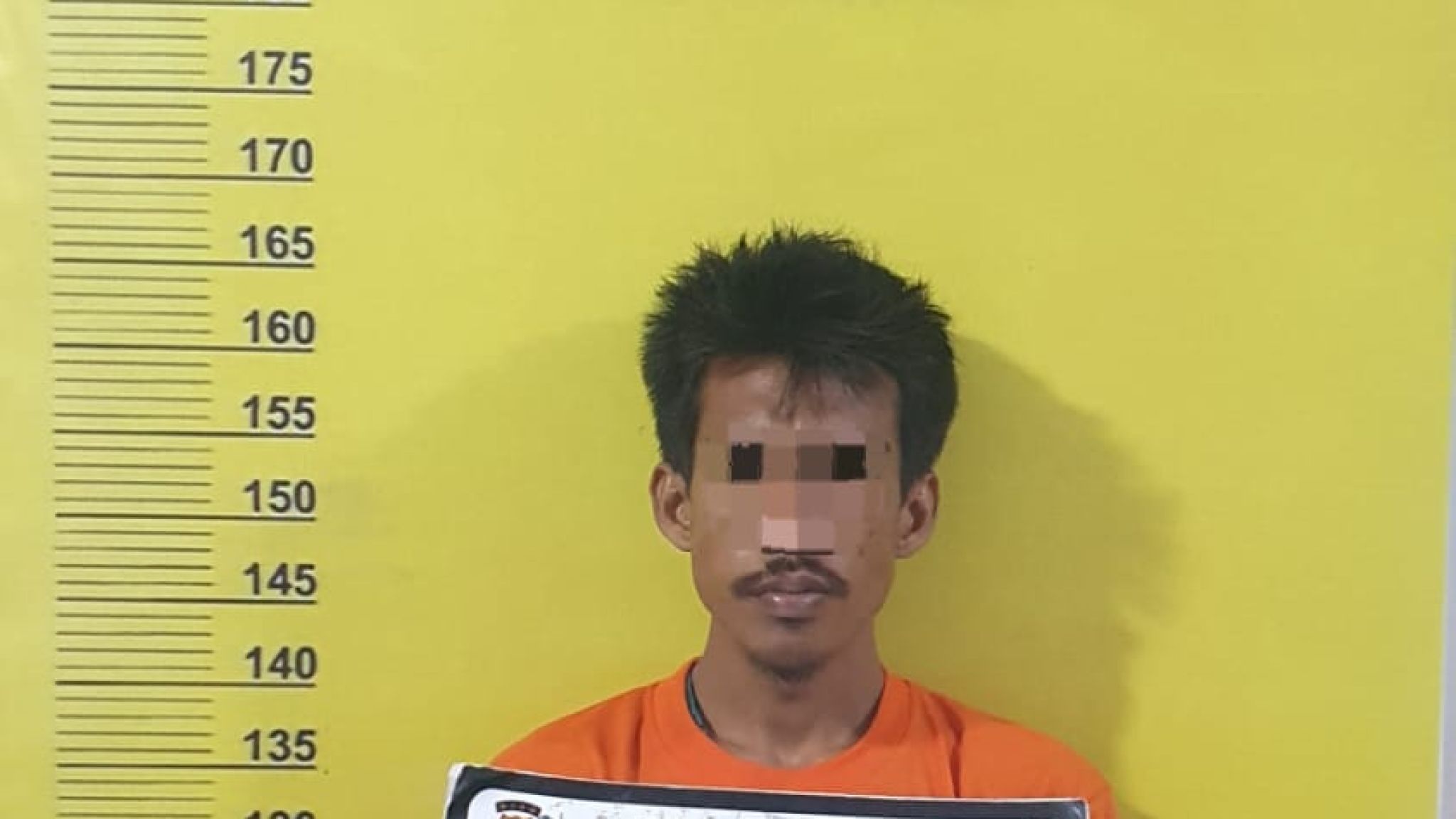 Polsek Ujungbatu Gerebek Rumah Kontrakan Amankan Pengedar Sabu dengan Barang Bukti 2,87 Gram