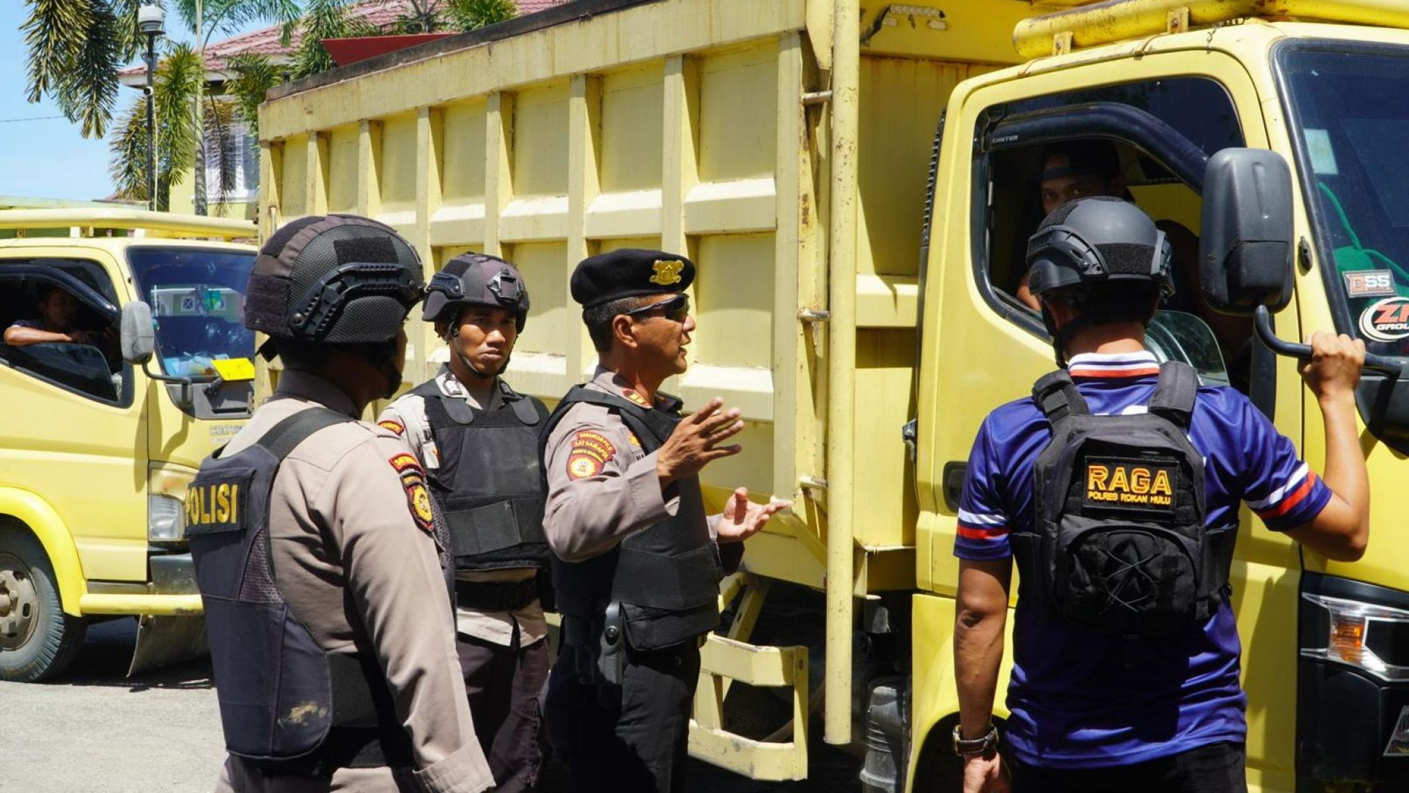 Tim Raga Polres Rohul Perketat Pengamanan SPBU di Tengah Kelangkaan BBM