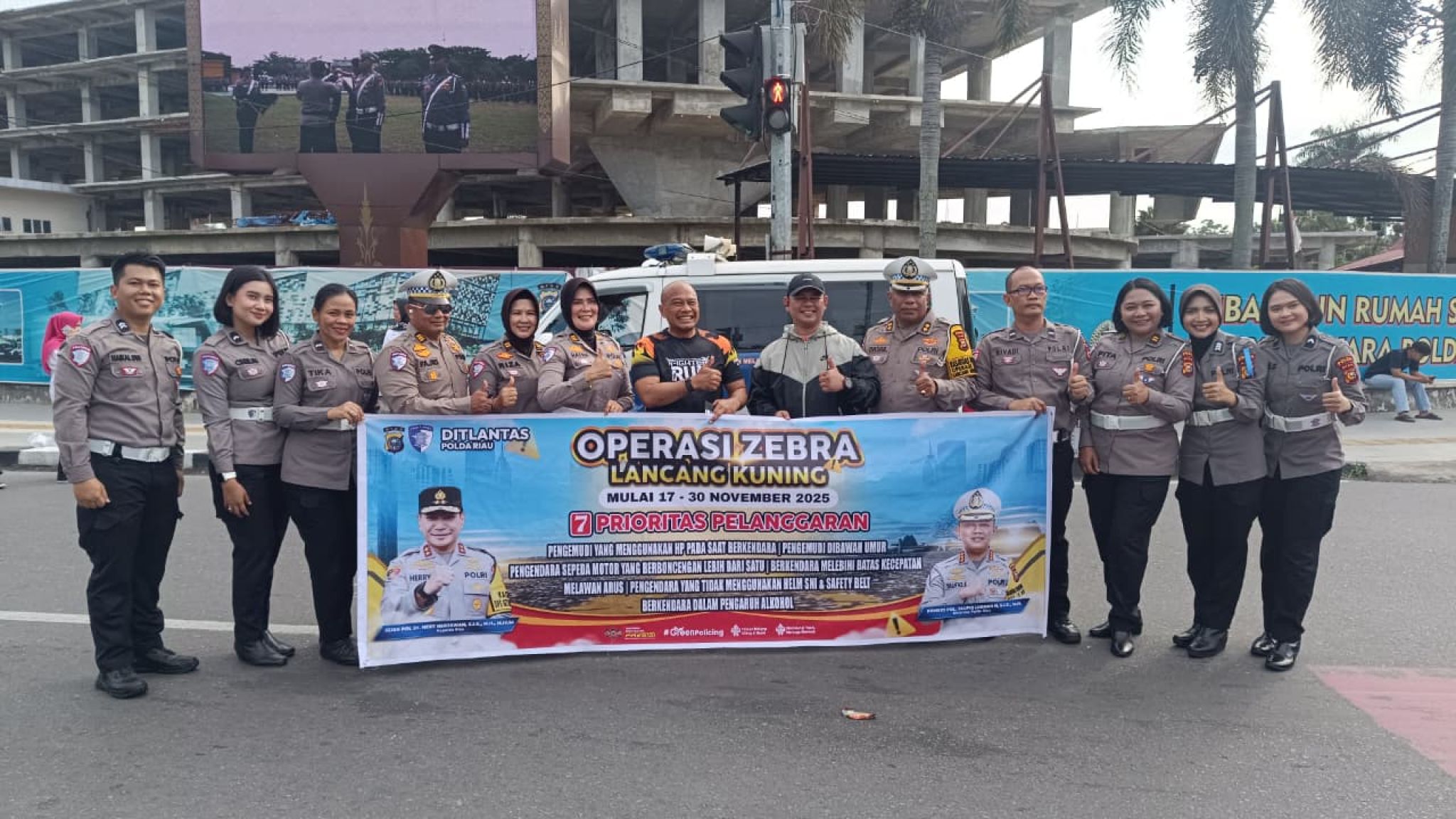 Polantas Menyapa di CFD: Dirlantas Polda Riau Ajak Warga Wujudkan Riau Tertib dan Hijau