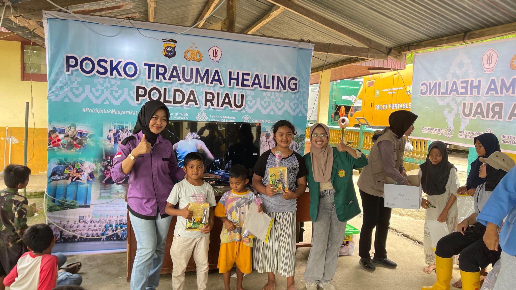 Kegiatan Tim Trauma Healing Polda Riau dan HIPSI Riau Bantuan Kemanusiaan & Penanganan Bencana Alam Tahap II Palembayan, Kabupaten Agam